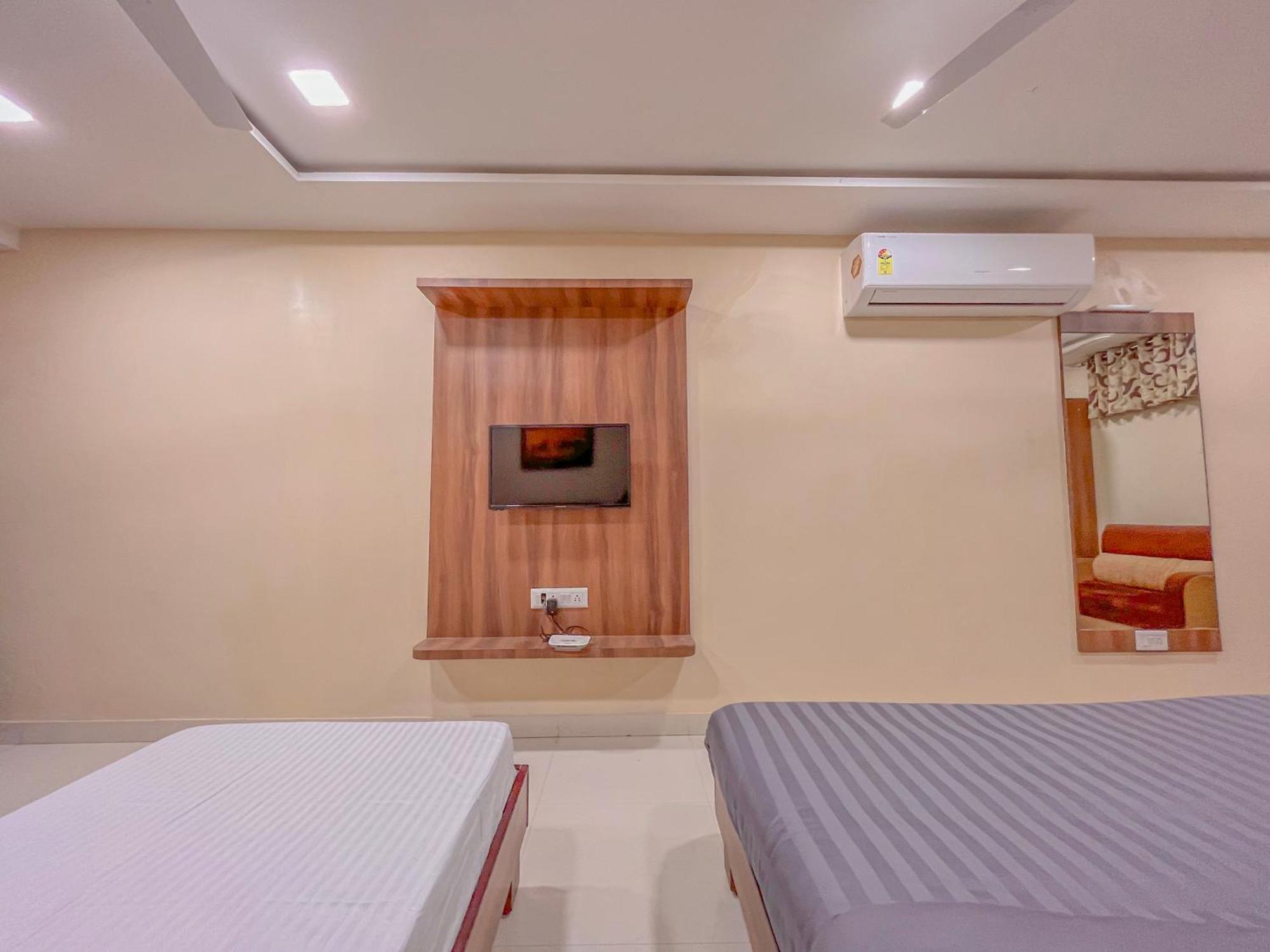 Stayguru Park View Residency Бхудж Экстерьер фото