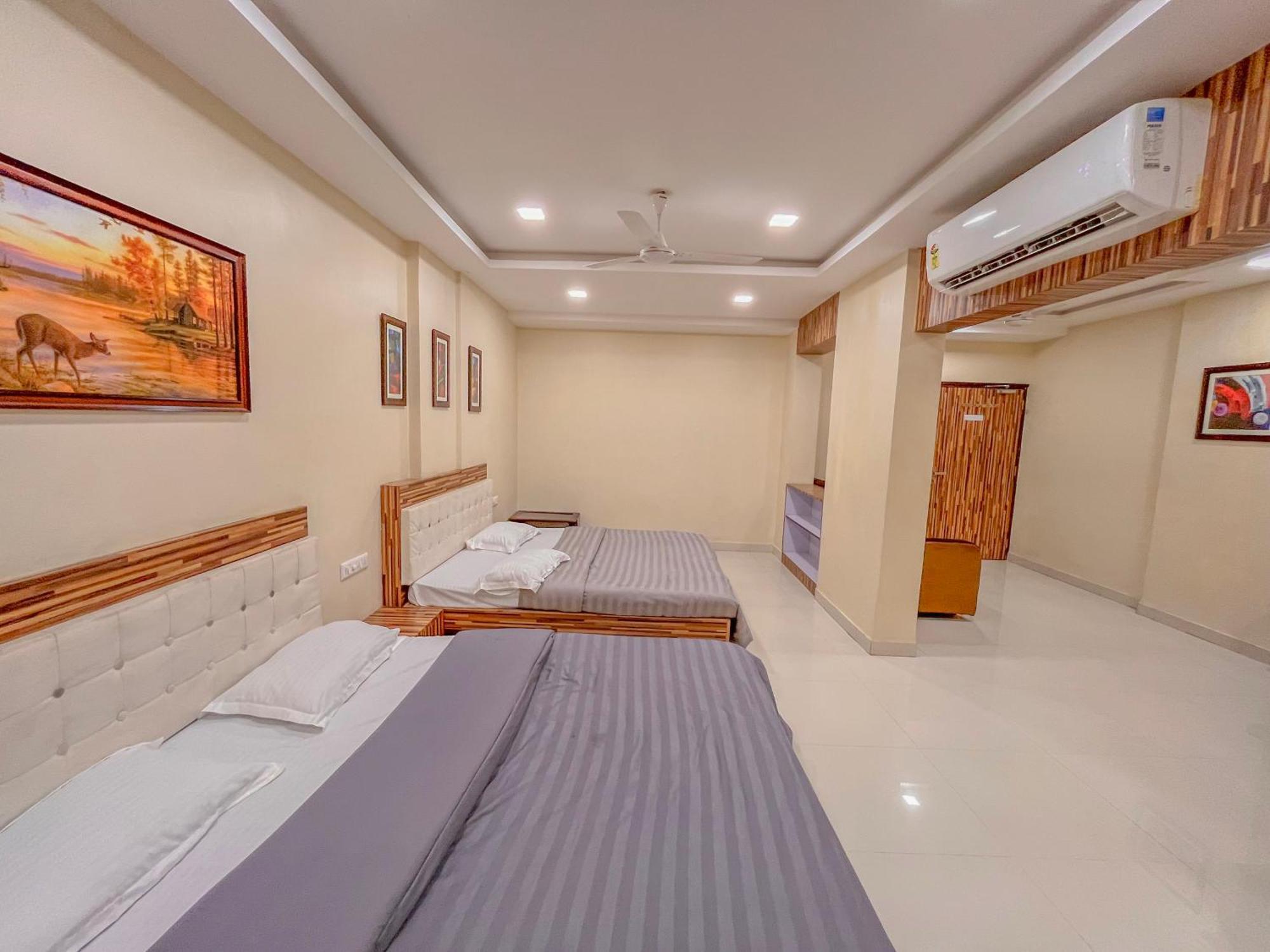 Stayguru Park View Residency Бхудж Экстерьер фото