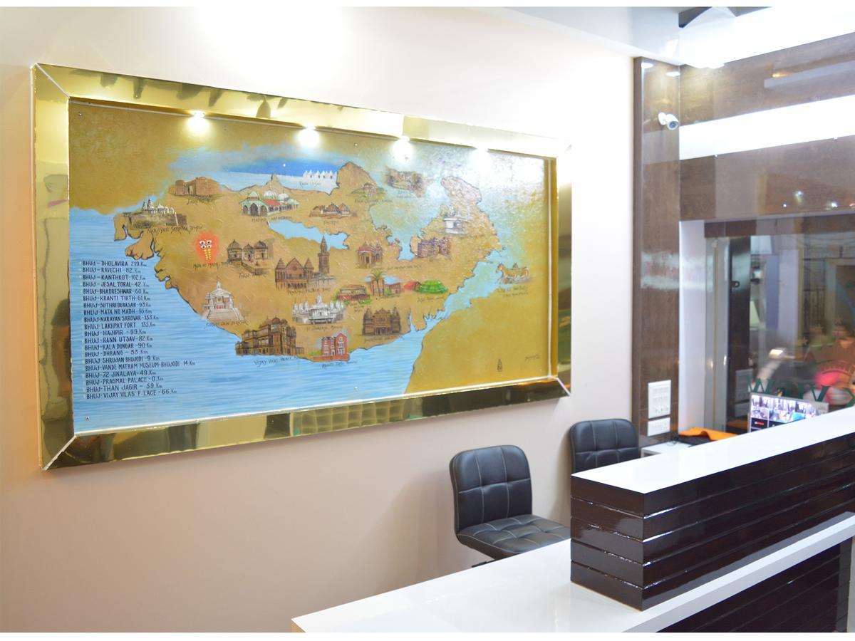Stayguru Park View Residency Бхудж Экстерьер фото