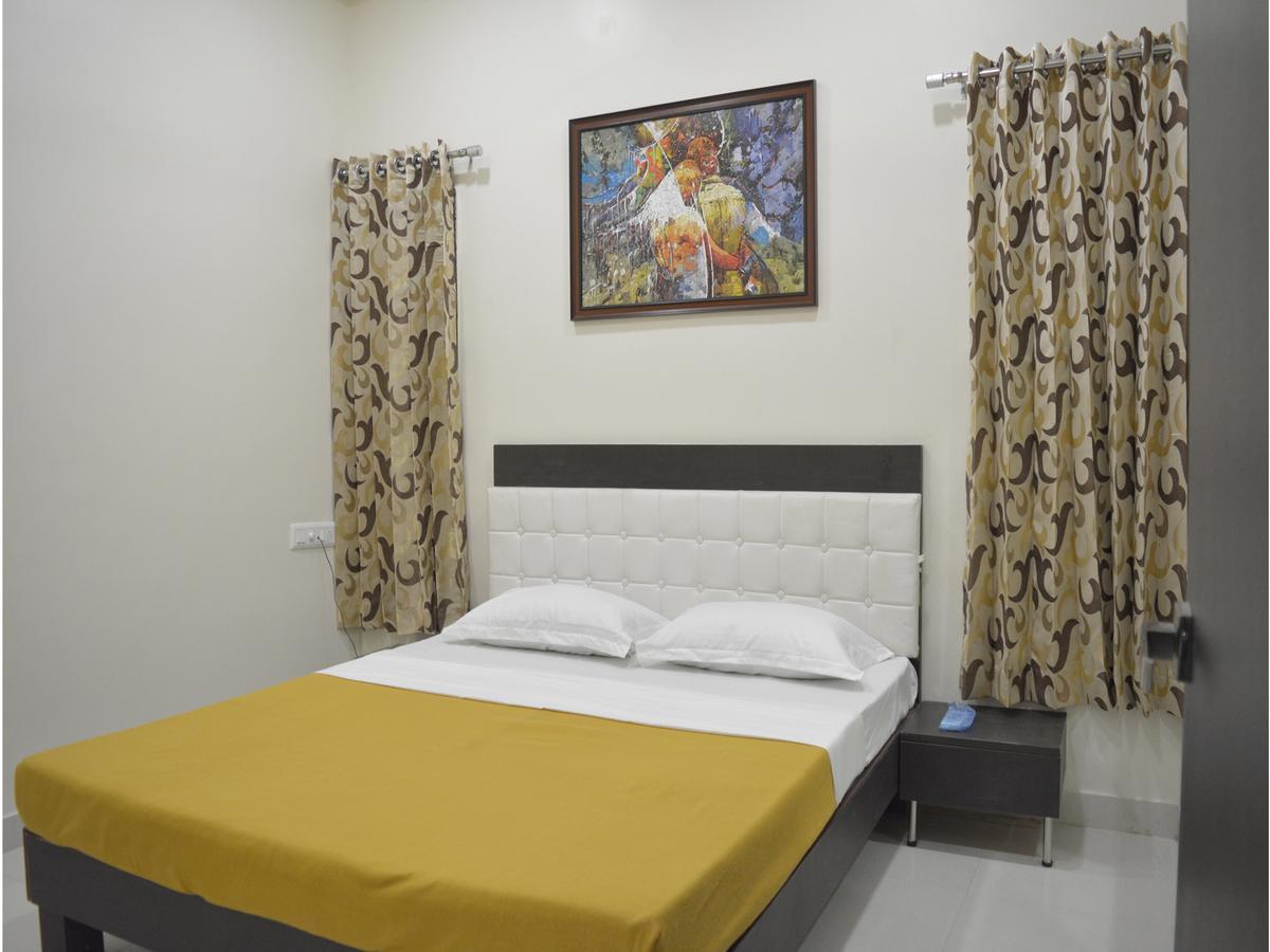 Stayguru Park View Residency Бхудж Экстерьер фото