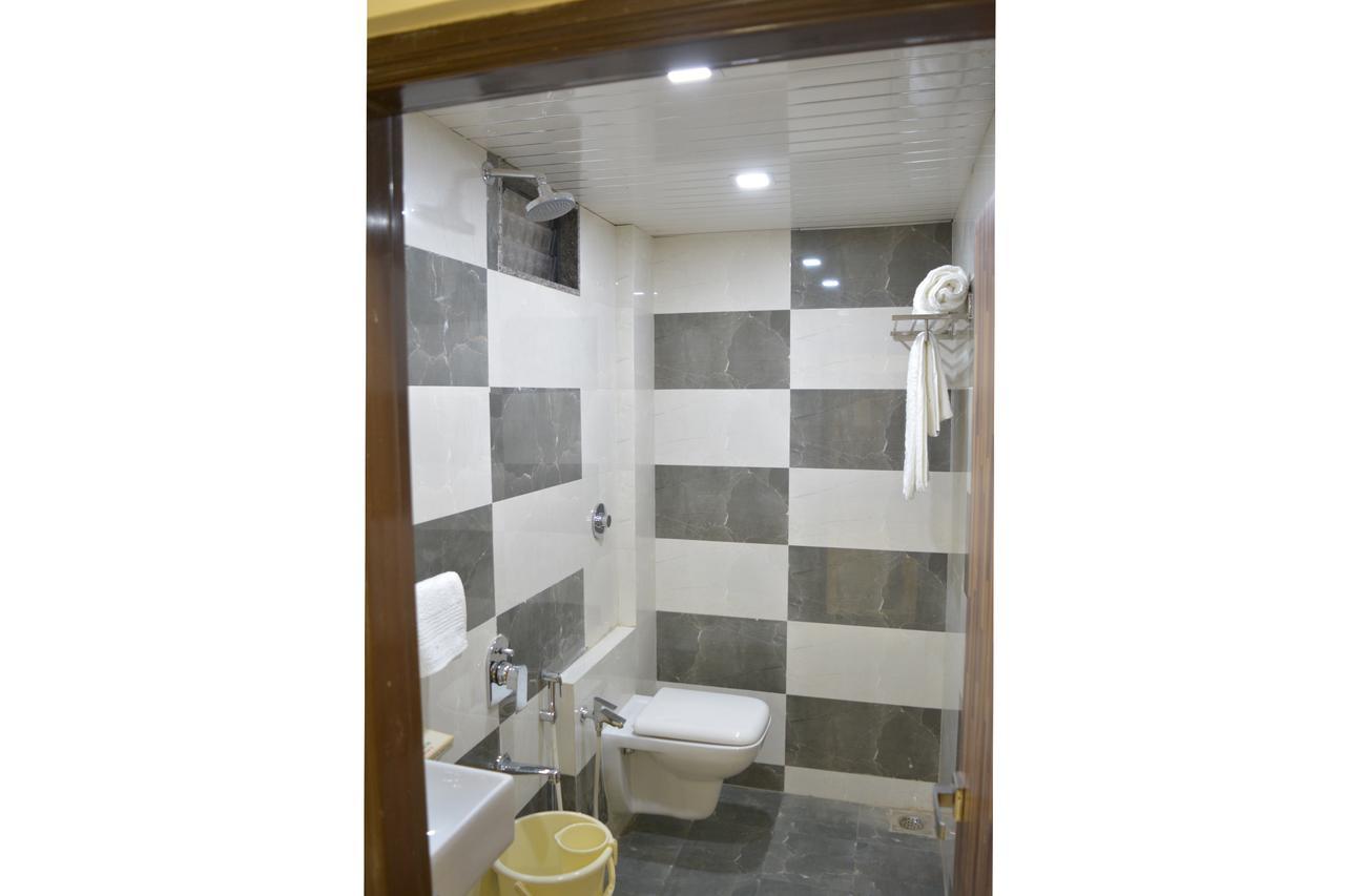 Stayguru Park View Residency Бхудж Экстерьер фото
