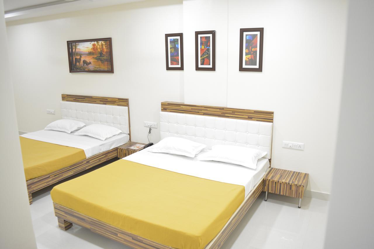 Stayguru Park View Residency Бхудж Экстерьер фото